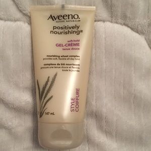 New Aveeno Active Naturals Positively Nourishing Soft-Hold Gel-Creme (147 ml)